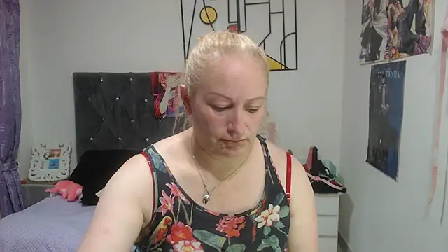 Chat XXX Live emperabigbootybigass