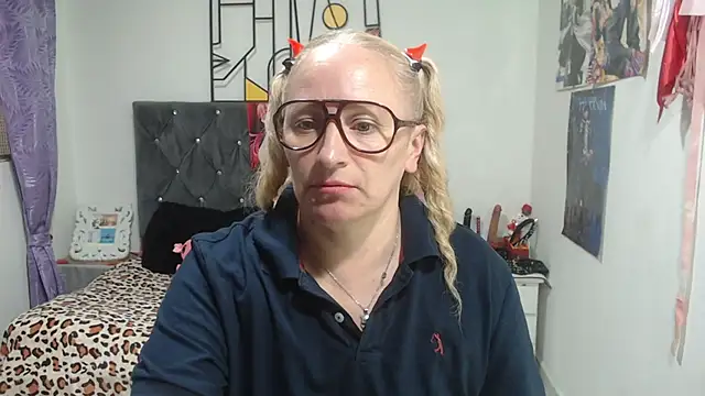 عرض كام emperabigbootybigass
