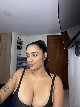 Czat XXX na żywo – KatalinnaBrown
