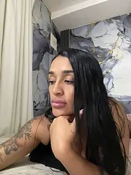 Chat XXX en directo de KatalinnaBrown