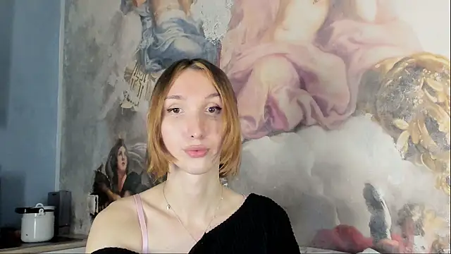 Show modela LisaIcon na web-kameri