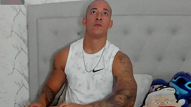 luigiferrara – webcam-show