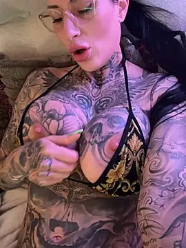 MeganWitch Webcam-Show