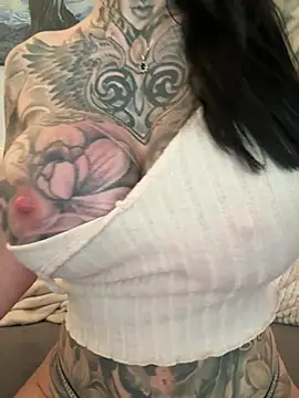 Czat XXX na żywo – MeganWitch
