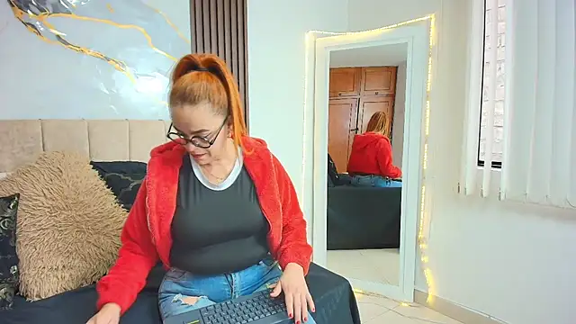 cristalwalker__ Adlı Modelin Web Kamerası Şovu