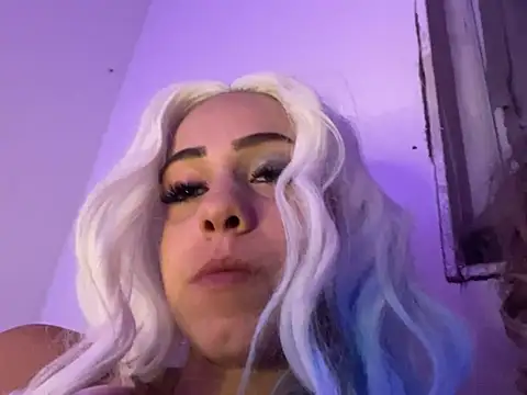 Katherinabby33 webkamerás műsora