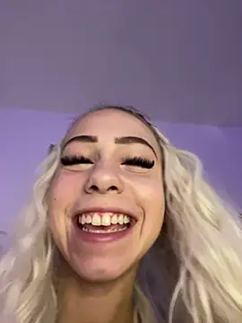 Katherinabby33 webkamerás műsora