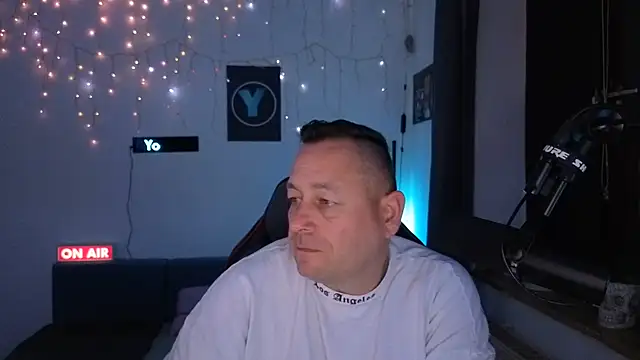 xxdienettenxx Adlı Modelin Web Kamerası Şovu