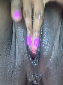 Luhma_hot's Live XXX Chat