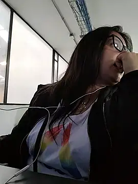Chat +18 de brianna02 ao vivo
