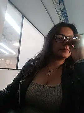 brianna02 live XXX chat