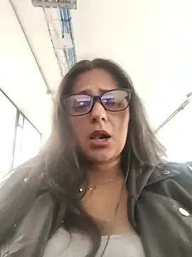 Chat +18 de brianna02 ao vivo