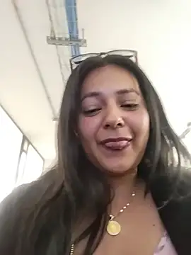 צ'אט XXX בשידור חי של brianna02