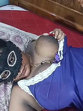 sakthivel27 Show in webcam