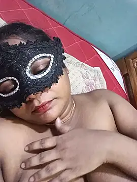 sakthivel27 Show in webcam