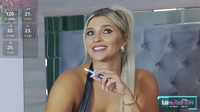 Lorehottie Chat XXX live