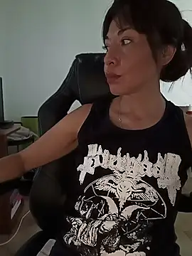 KarolinaReaper's Live XXX Chat