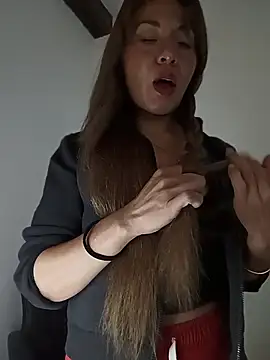 Show modela KarolinaReaper na web-kameri