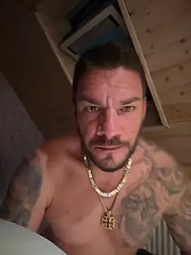 xxGermanBadassxx Webcam-Show