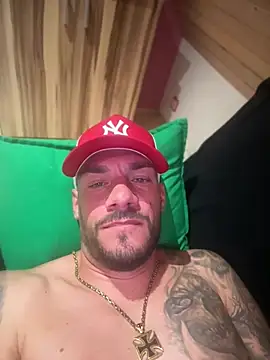 xxGermanBadassxx Webcam-Show