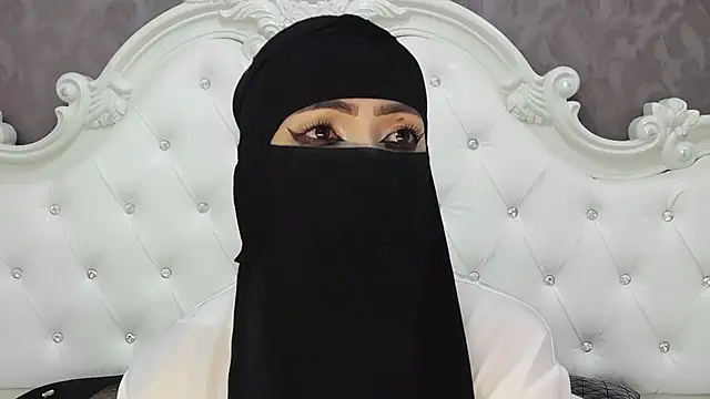 XXX chat uživo modela Hajar_Kar