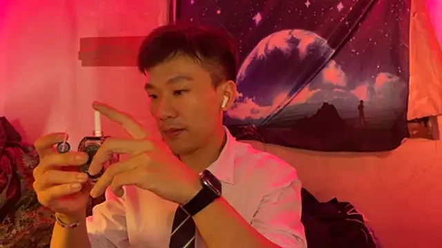 Asher_ 网络视讯表演