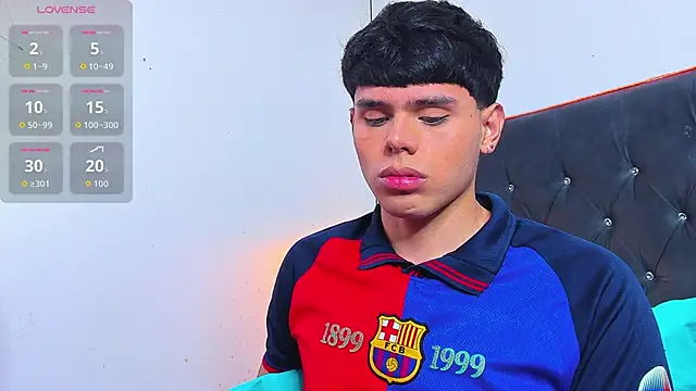 Nathaniel_Park Show in webcam