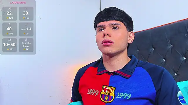Nathaniel_Park Show in webcam