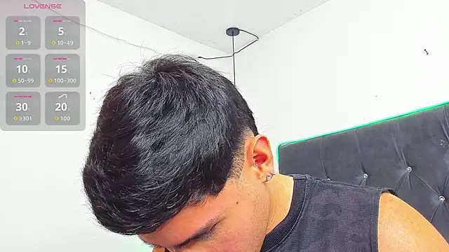 Nathaniel_Park Show in webcam