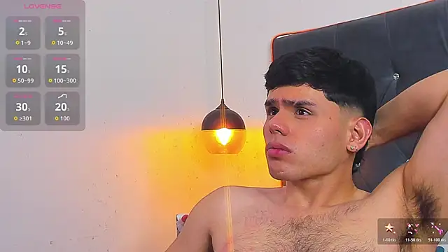 Nathaniel_Park Show in webcam