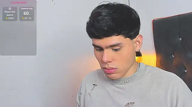Nathaniel_Park Show in webcam