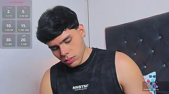Nathaniel_Park Show in webcam