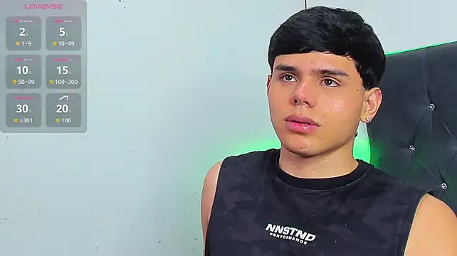 Nathaniel_Park Show in webcam