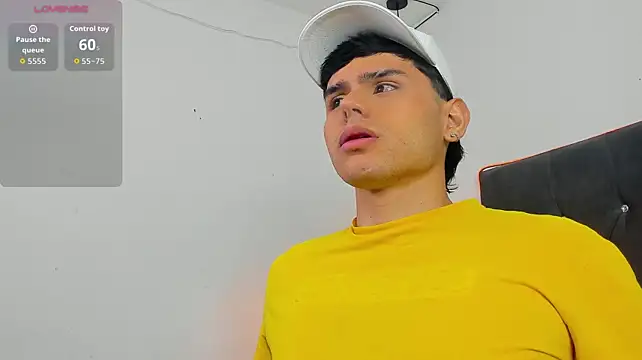 Nathaniel_Park Show in webcam