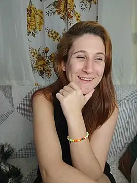Show de Khalee_si na webcam