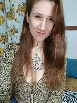 Show de Khalee_si na webcam