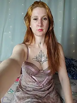 Show de Khalee_si na webcam