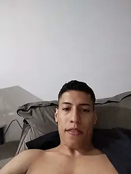 Show de punhetaemcall na webcam