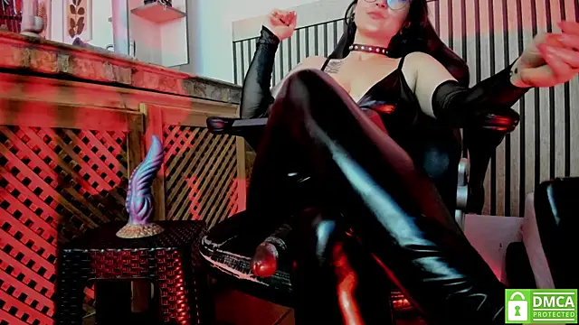 madame_ibby's Webcam Show