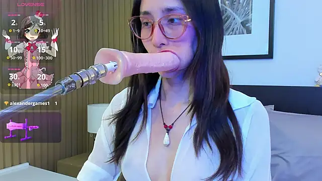 doll_bella_ Show in webcam