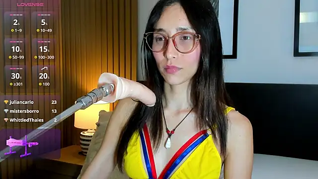 Chat +18 de doll_bella_ ao vivo