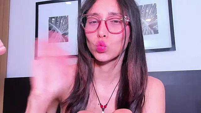 doll_bella_ Chat XXX in diretta