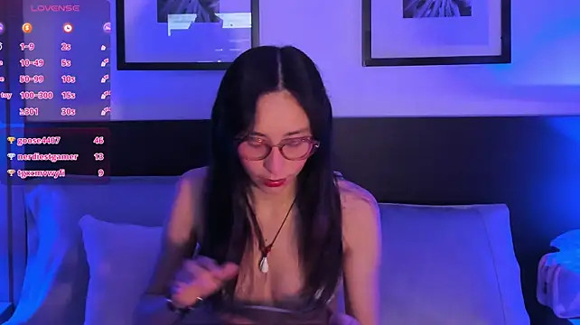Chat +18 de doll_bella_ ao vivo
