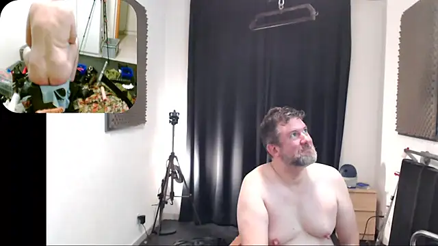 Pokazy przed kamerką – french_slave1