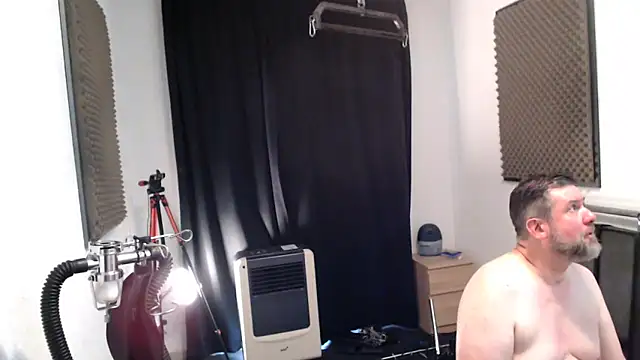 Show modela french_slave1 na web-kameri