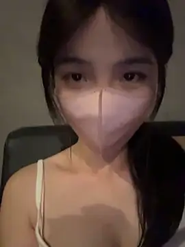 gougou13 Pertunjukan Webcam