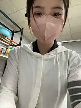 gougou13's Webcam Show