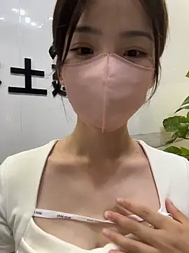 gougou13 Show Webcam