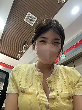 gougou13 Webcam Show