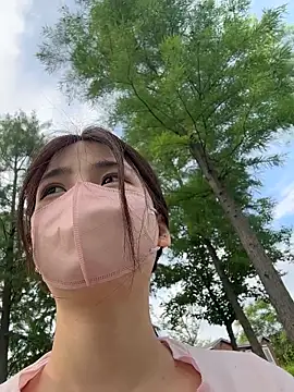gougou13 Pertunjukan Webcam
